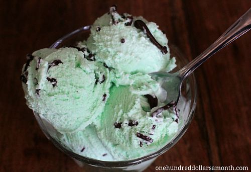 How to Make Mint Chocolate Chip Ice Cream