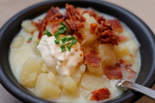 Easy Slow Cooker Recipes – Fully Loaded Baked Potato Soup
