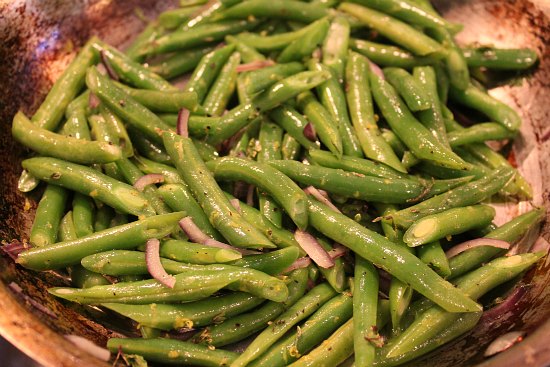 Green Beans with Lemon and Herbs