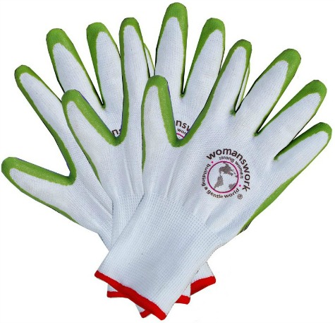 Giveaway – $100+ in WomansWork Garden Gear