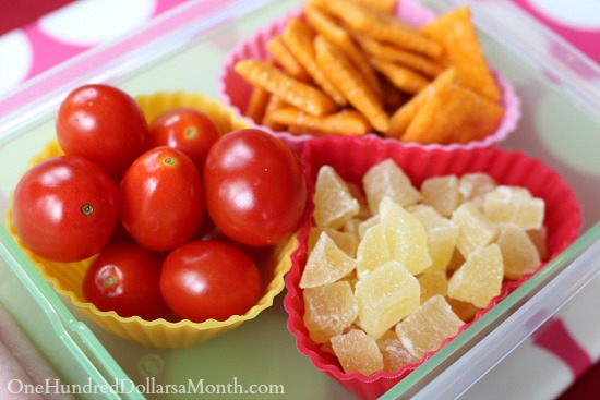 Bento Box Ideas – Ham Roll Up, Cheezits, Grape Tomatoes and Dried Pineapple