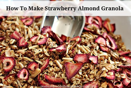 Sunday Brunch Recipes – Homemade Strawberry Almond Granola