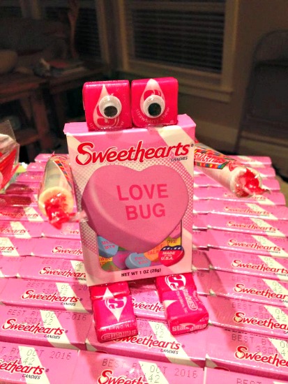 Easy Valentines Craft — Conversation Heart Robots