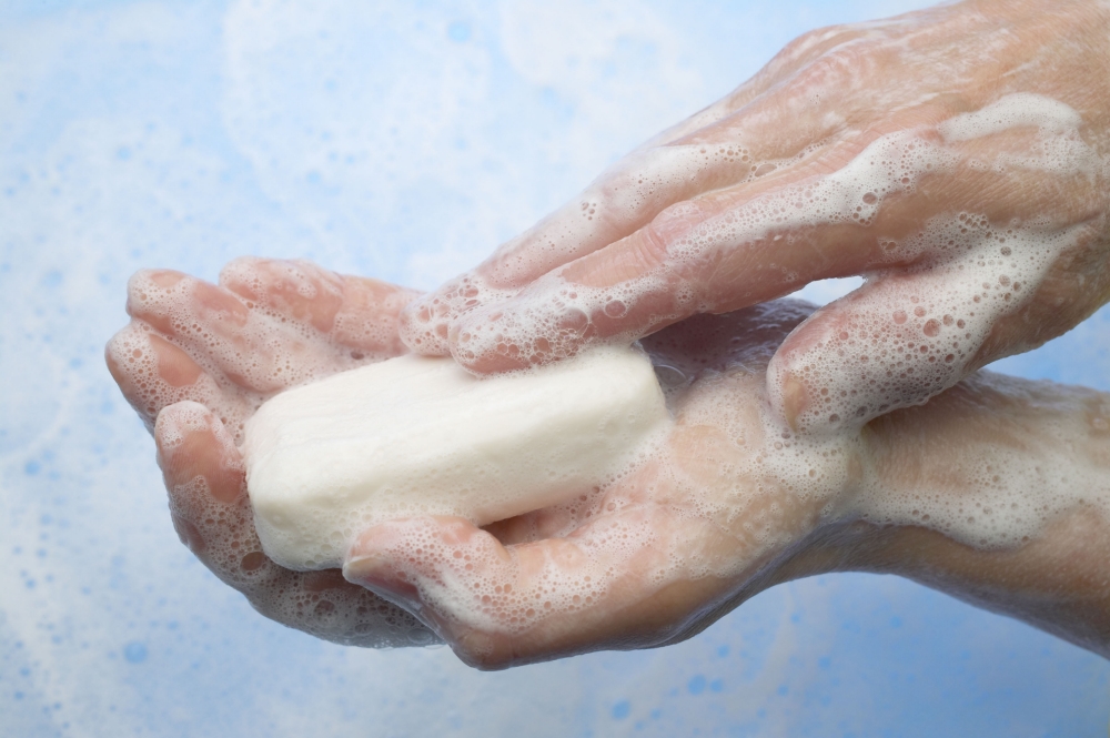 Is It Ok to Use Bar Soap to Wash Hands 