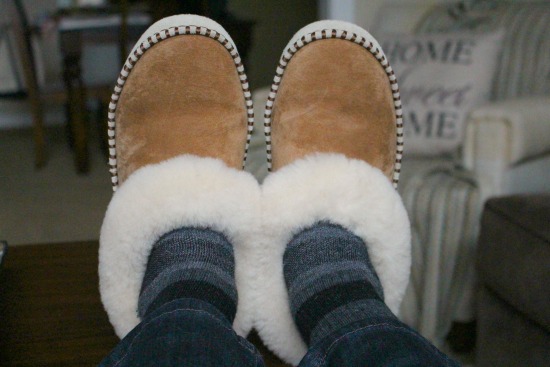 uggs wrin slippers