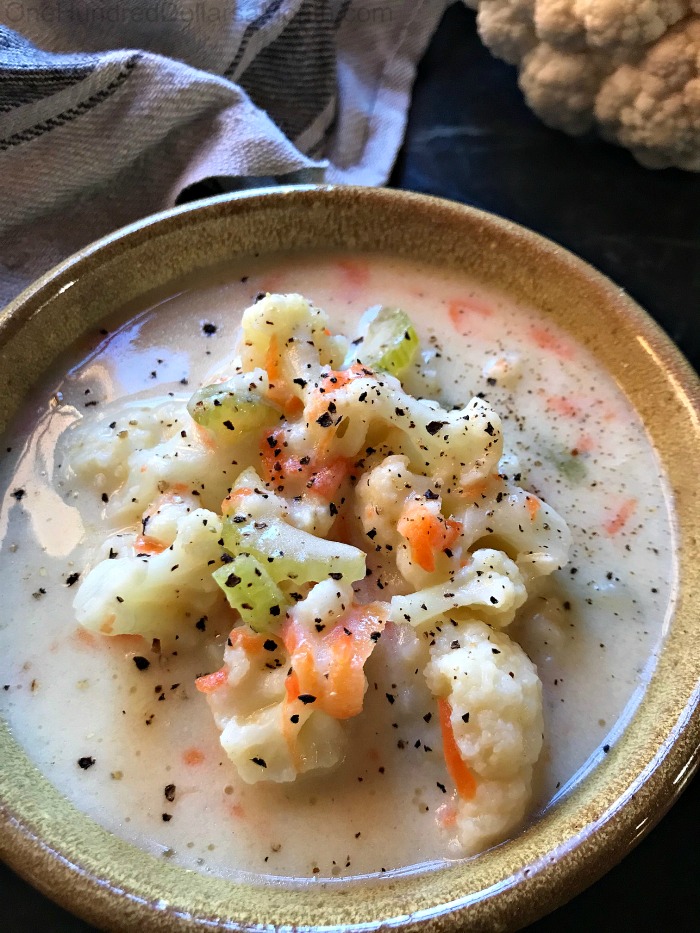 Cheesy Cauliflower Soup