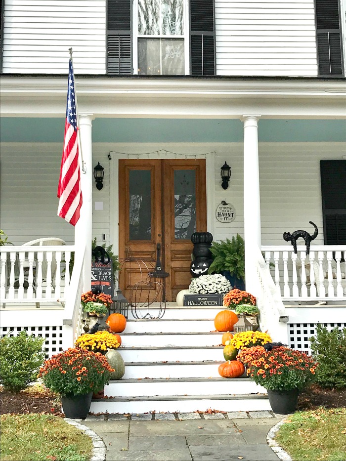 Maine In October – Front Porches, Fall Foliage and Spooky Decorations