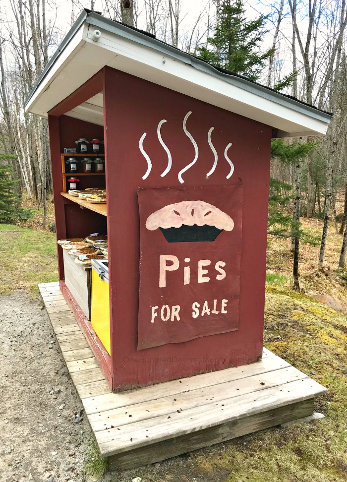 Puzzle Mountain Bakery Pie Stand in Newry, Maine