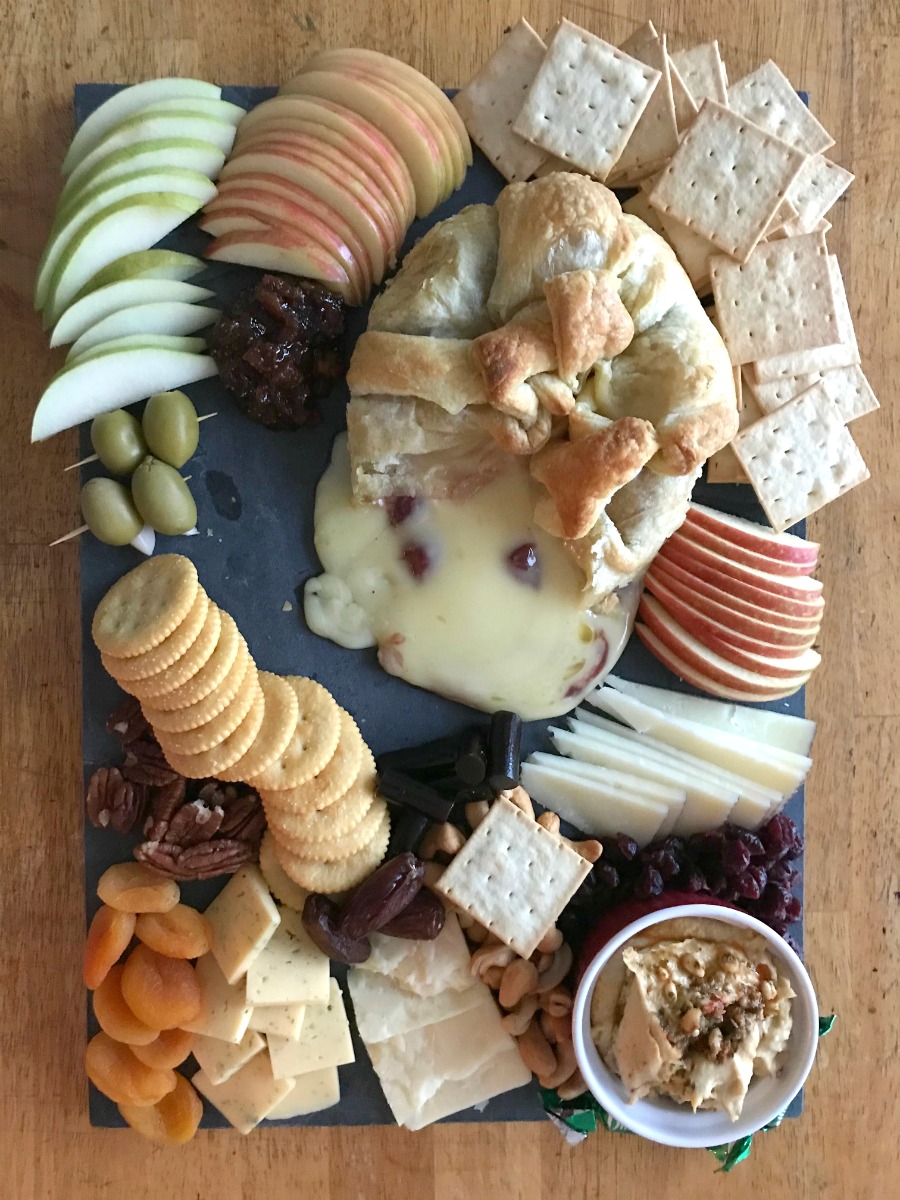 Baked Brie in Puff Pastry with Preserves