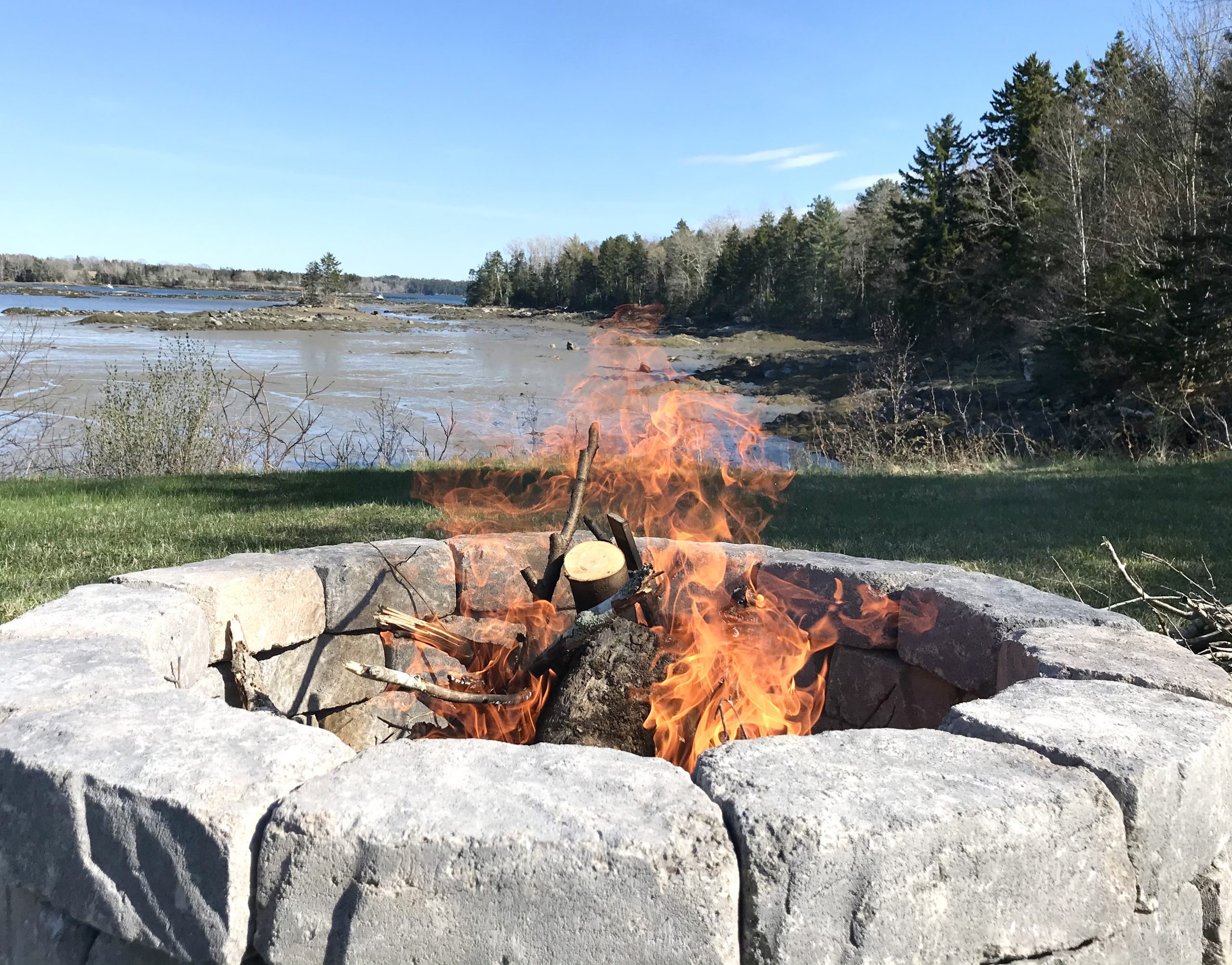 The HH Builds A Fire Pit For Under $130