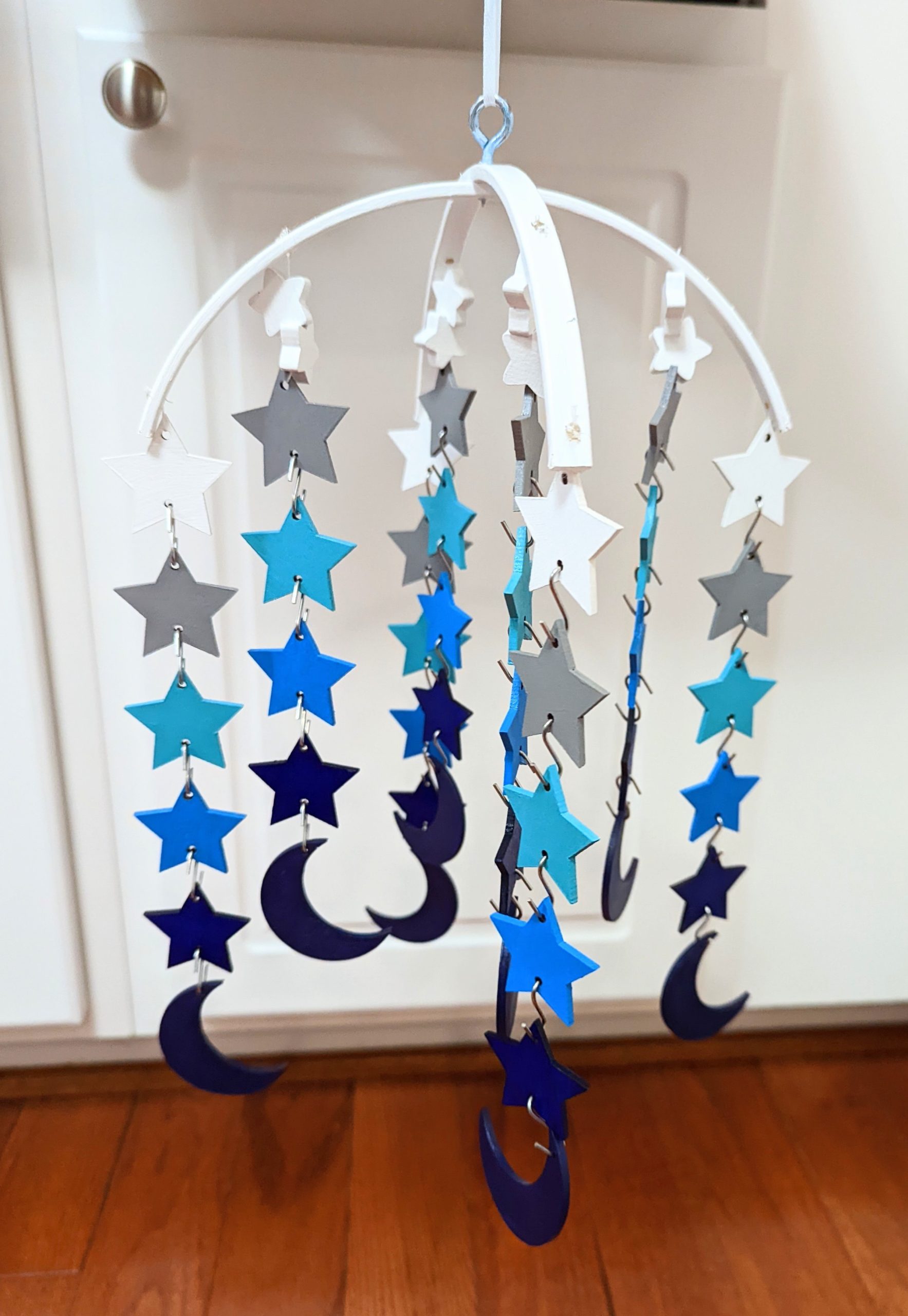 How to Make a Starry Night Mobile