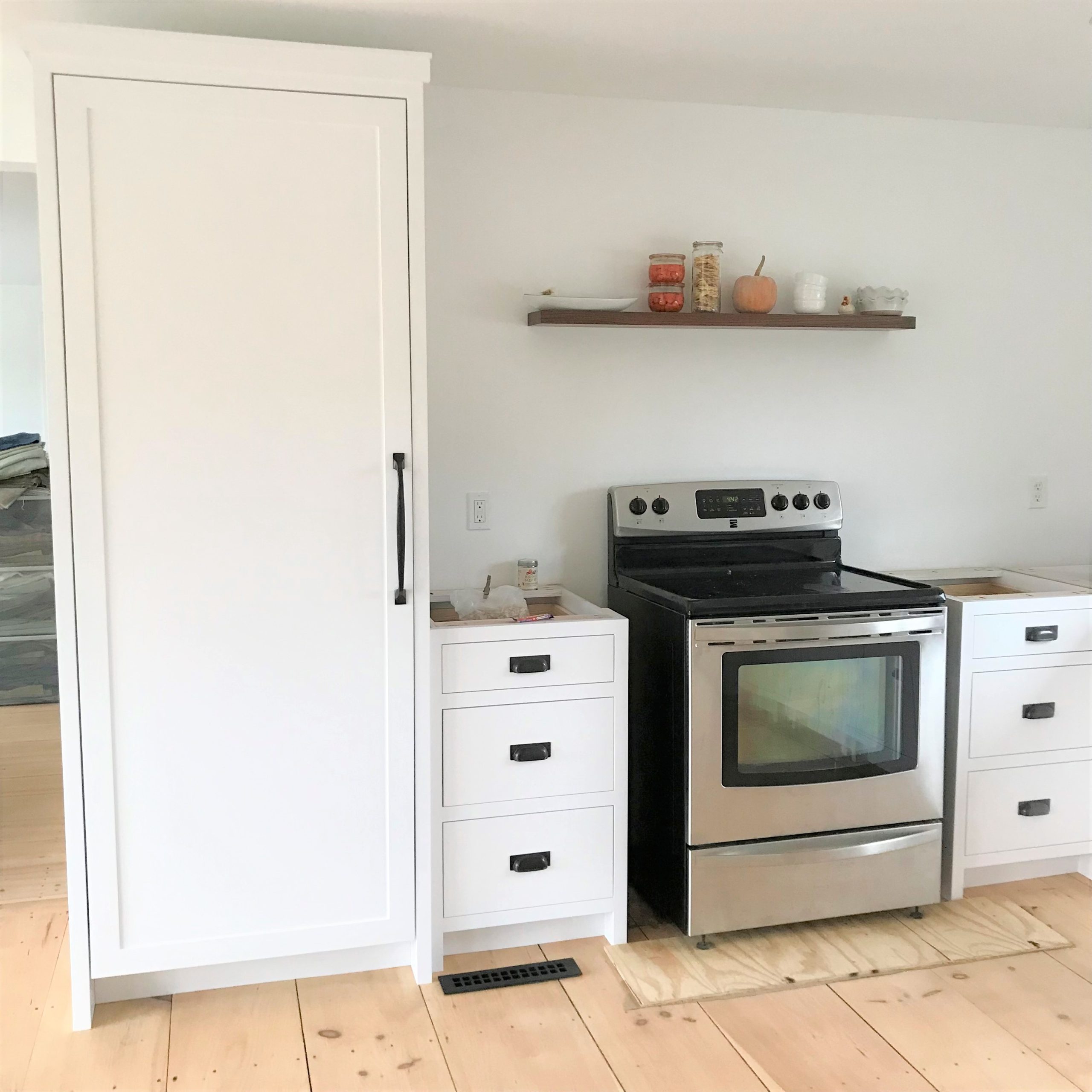 The New Kitchen Cabinets Are Complete!