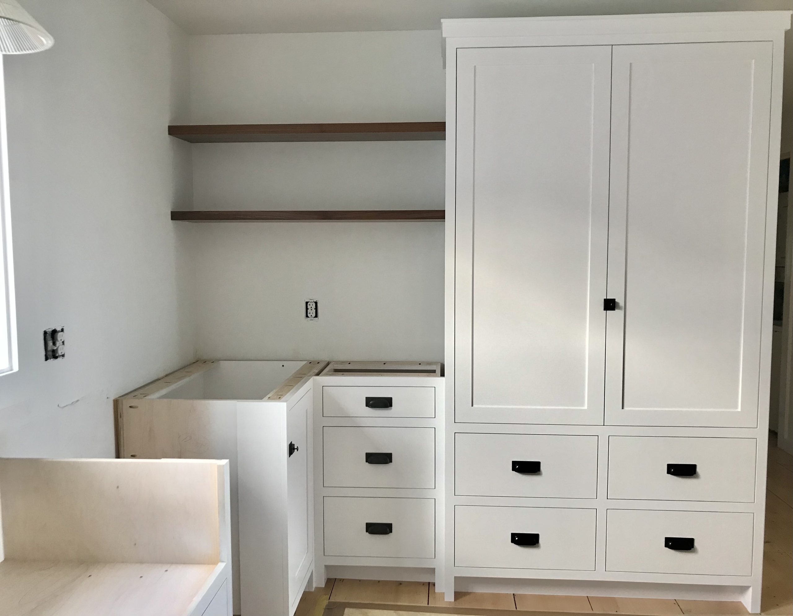 New Kitchen Cabinets