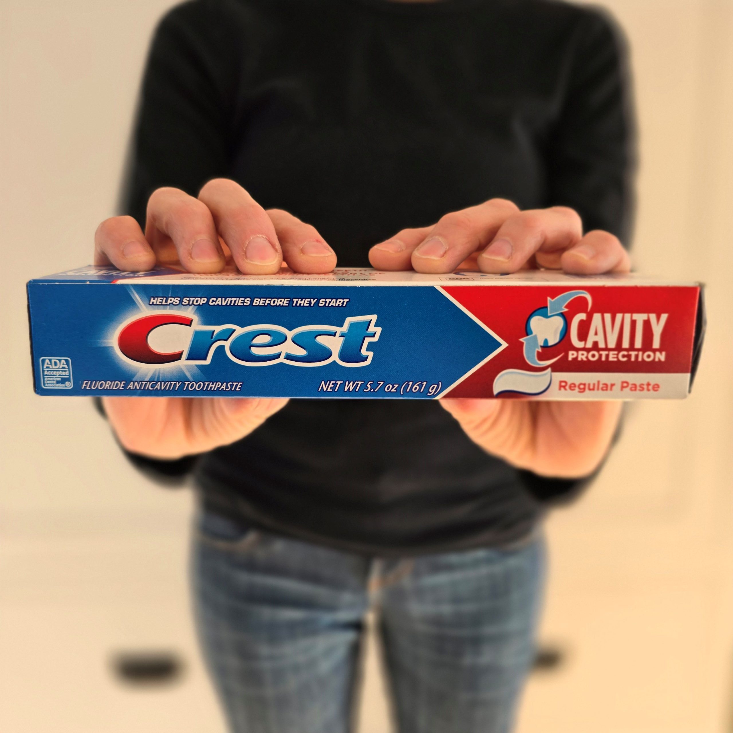 10 Uses for Toothpaste {That You’ve Probably Never Thought Of}