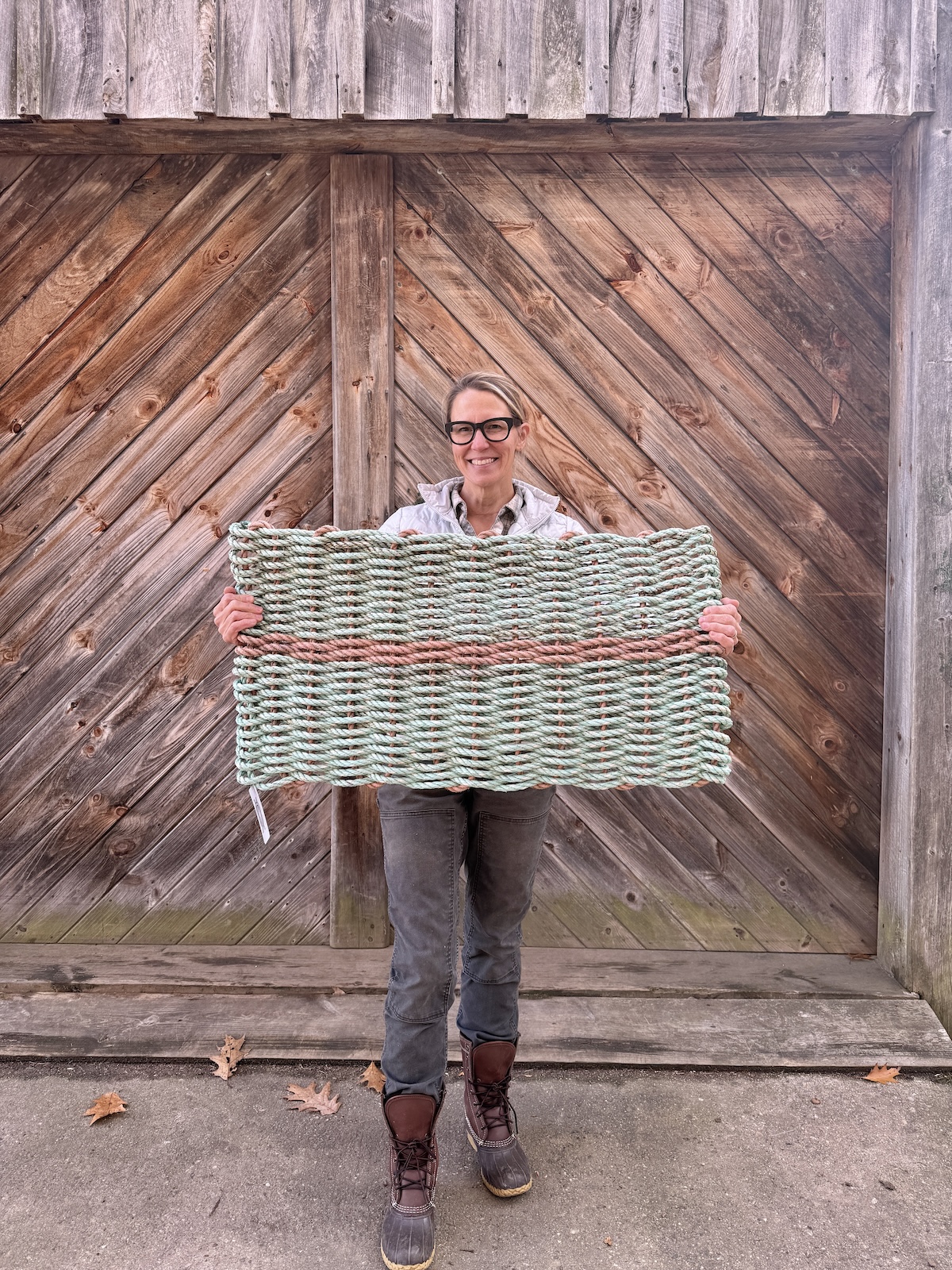 Making A Recycled Lobster Rope Doormat