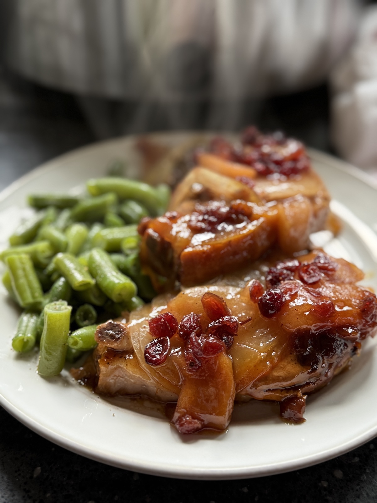 Nancy’s Crock Pot Pork Chops With Apple Pie Filling