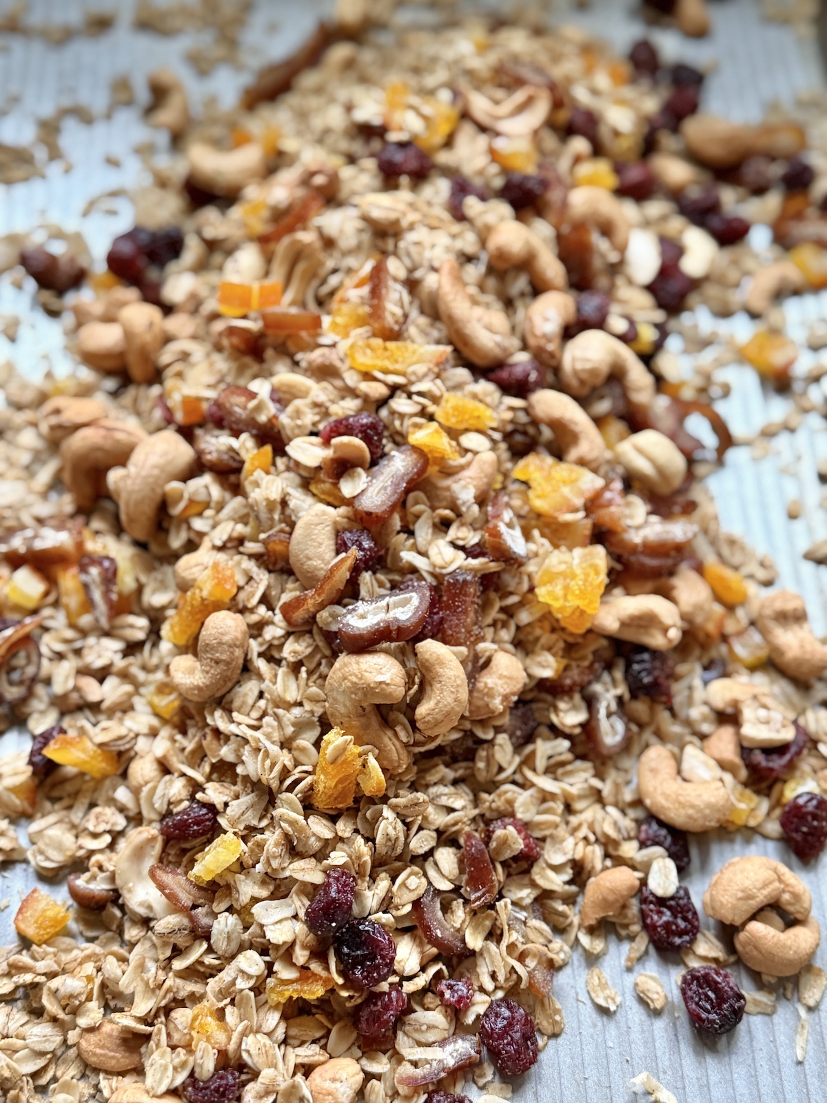 Cashew Coconut Granola